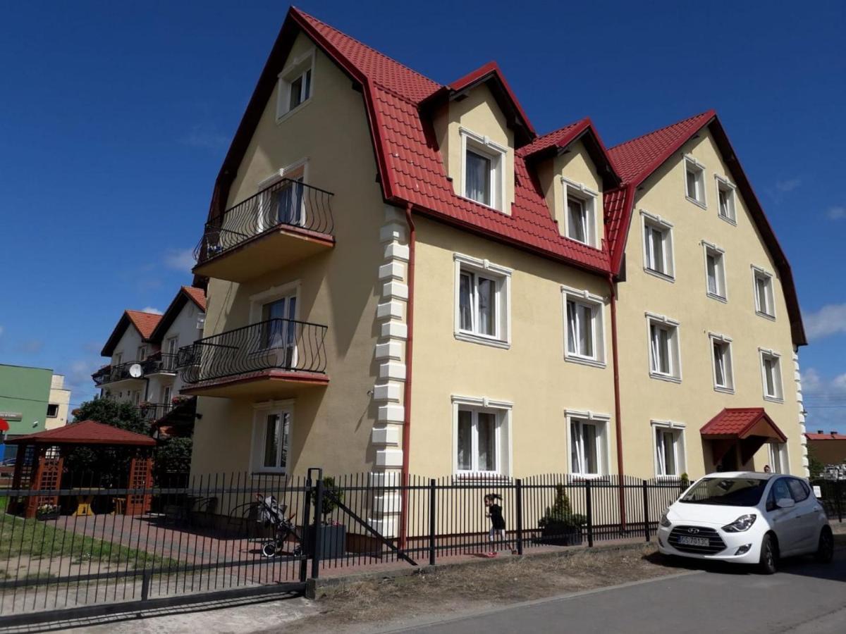Villa Verona Leba Bagian luar foto